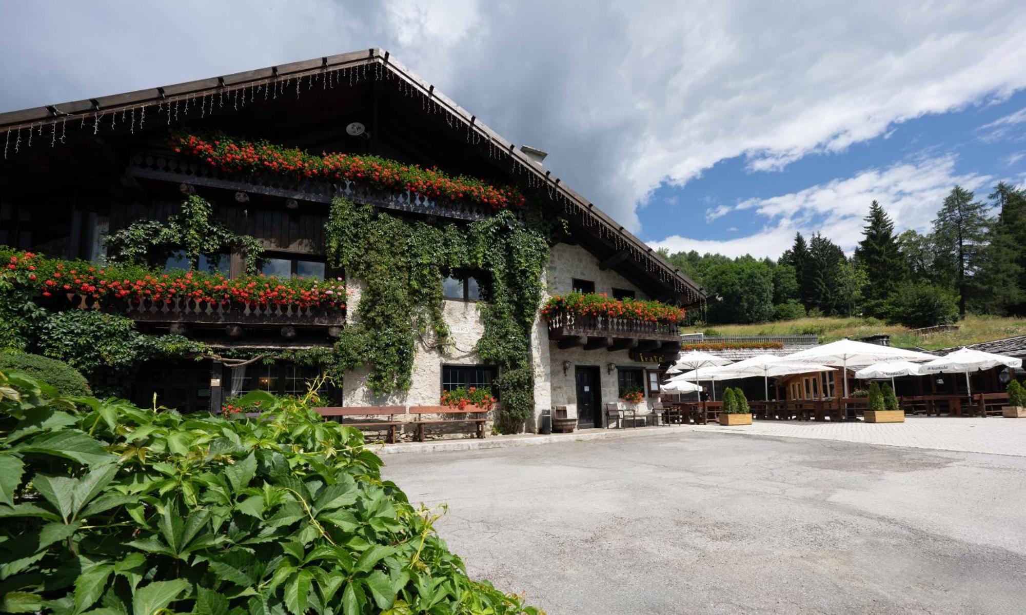 Albergo Ristorante Al Frate Da Streza Madonna di Campiglio Exterior photo