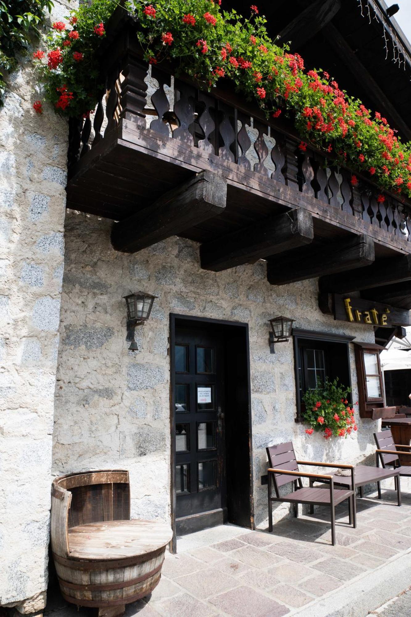 Albergo Ristorante Al Frate Da Streza Madonna di Campiglio Exterior photo